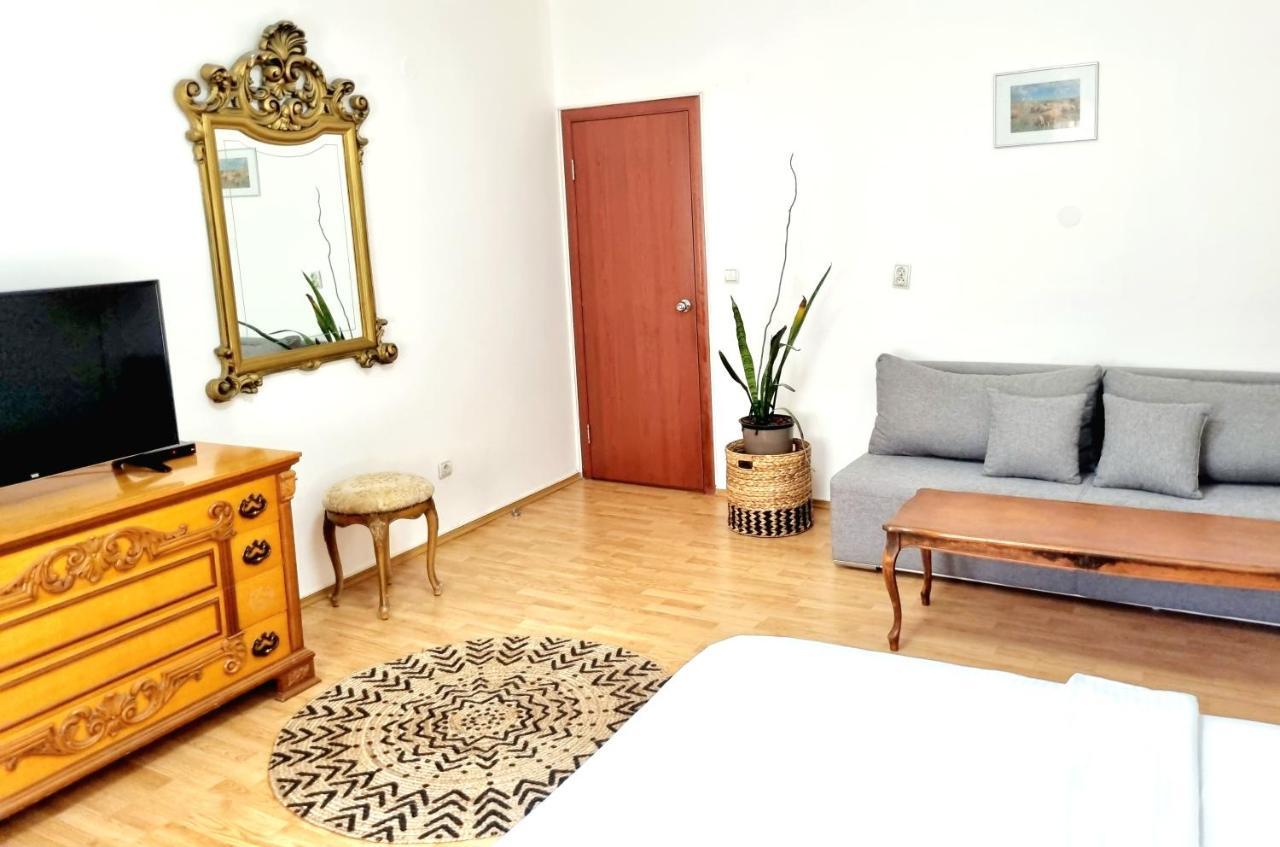 Pančevo Rooms Villa Luigi מראה חיצוני תמונה